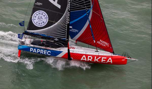 Transat Café L'Or : Escale technique au Havre pour Paprec Arkéa 